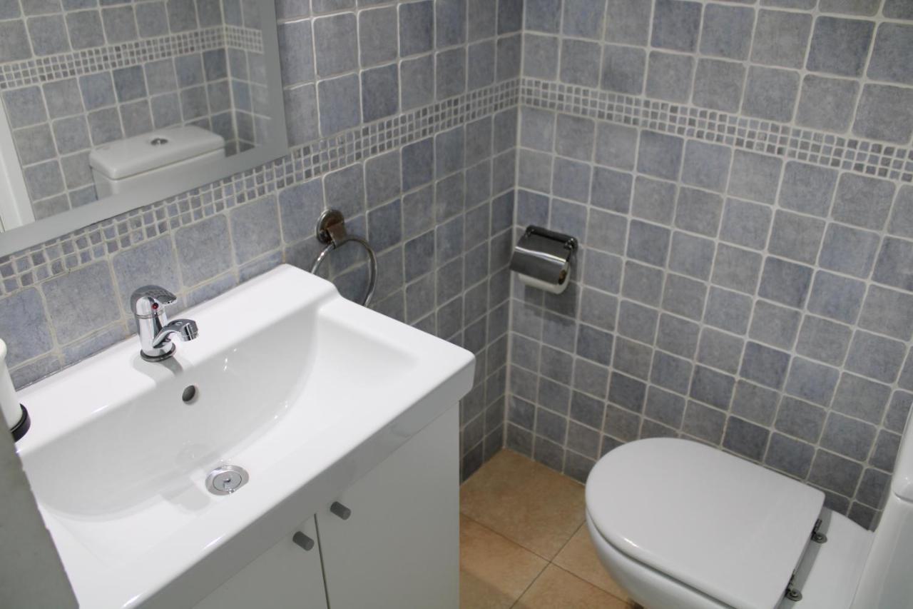 Estudio Primera Linea De Mar Con Piscina Y Parking Apartment Platja d'Aro Exterior photo